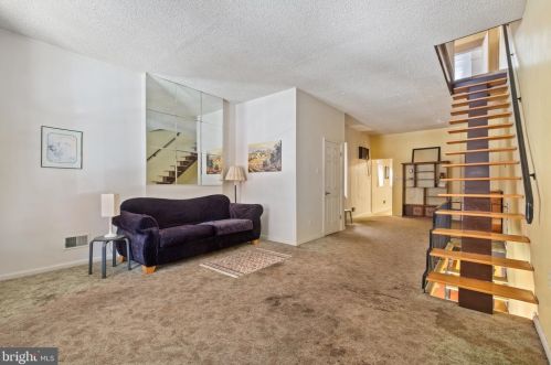 1424 Jackson St, Philadelphia PA  19145-3617 exterior