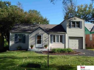 3417 Ernst St, Omaha, NE 68112-2623