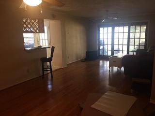 4022 Merrick St, Houston TX  77025-2318 exterior
