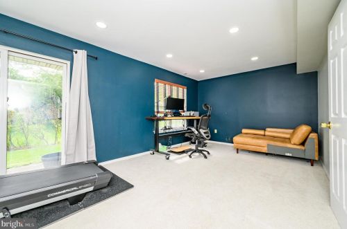 80 Shrewsbury Pl, Princeton NJ  08540-0063 exterior