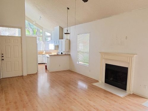 2130 Cervin Blvd, Austin, TX 78728-5433