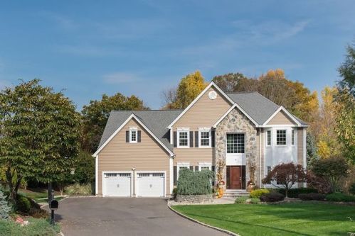 5 Mcmanus Dr, Bridgewater, NJ 08807-4603