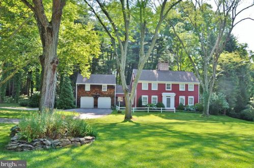 106 Lyn Cir, York, PA 17403-4748