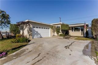 5253 138th Pl, Hawthorne CA  90250-6435 exterior