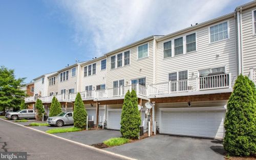 14620 Crossfield Way, Woodbridge, VA 22191-4077