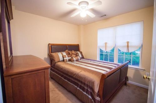 2865 Fairburn Cir, Atlanta GA  30331-6000 exterior
