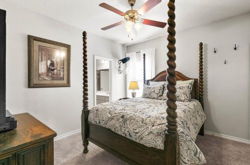 5037 Byers Ave, Fort Worth TX  76107-4129 exterior