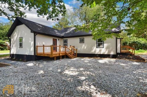 5600 Feldwood Rd, Atlanta GA  30349-2809 exterior