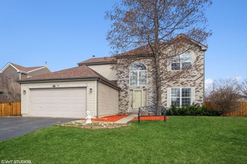 139 Westridge Blvd, Hanover Park, IL 60103-1350