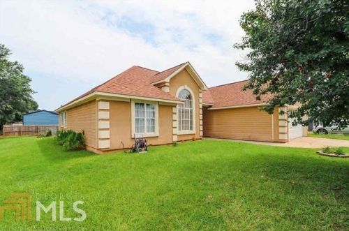 1564 Sweetwater Dr, Warner Robins, GA 31088-2312
