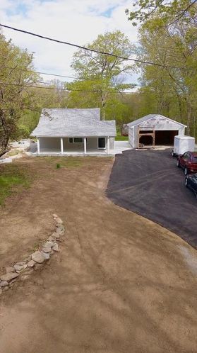 51 Farnum Rd, Glocester, RI 02814-1418