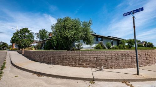 1004 Flores Way, Rio Vista, CA 94571-1418