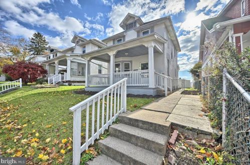 2507 Greenwood St, Harrisburg, PA 17111-1162