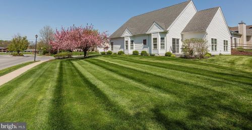 1700 Speedwell Rd, Lancaster PA  17601-4628 exterior