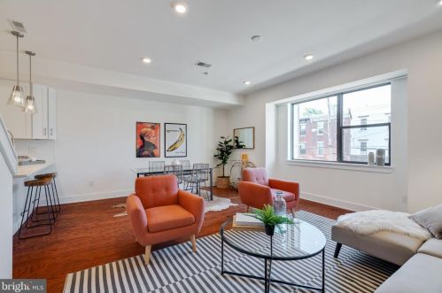 823 20th St, Philadelphia, PA 19130