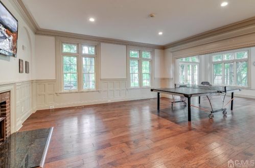 545 Sayre Dr, Princeton NJ  08540-5825 exterior