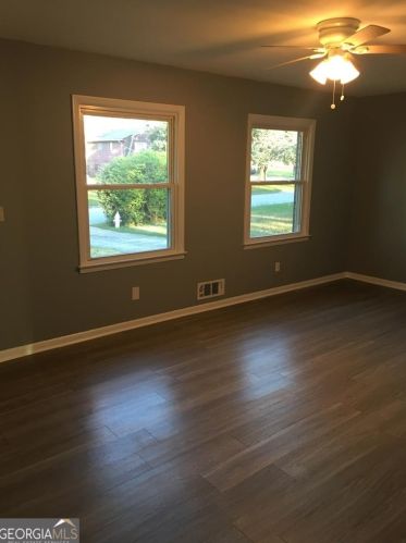 5170 Flemish Ct, Atlanta GA  30349-5210 exterior