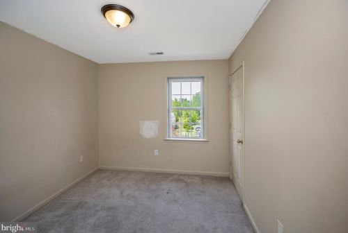 2420 Pittston Rd, Fredericksburg, VA 22408-0282