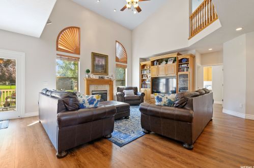 638 75, Lindon UT 84042-1336 exterior