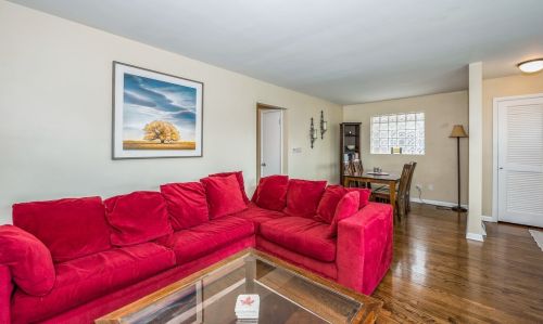 3433 Orange Ave, Chicago, IL 60634-2948