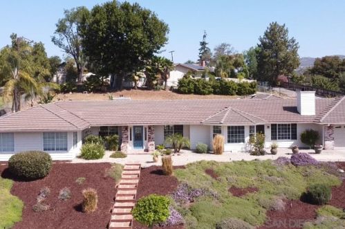 2262 Dehesa Rd, El Cajon, CA 92019-2724