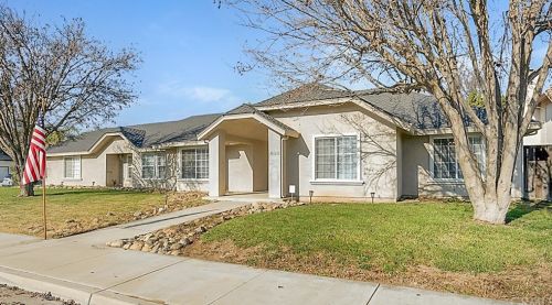 408 Crescent Dr, Los Banos, CA 93635-5122