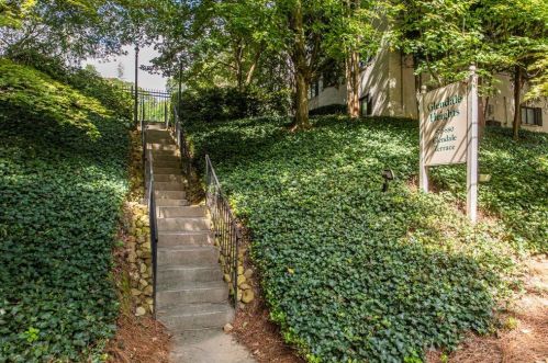 870 Glendale Ter, Atlanta GA  30308-1603 exterior
