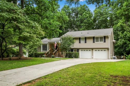 3507 Pebble Hill Dr, Marietta, GA 30062-1166