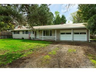 6440 Caldwell Rd, Gladstone, OR
