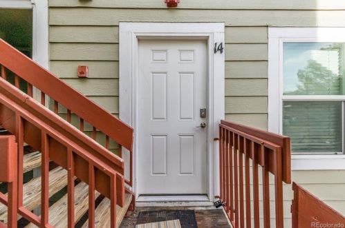 982 Dearborn Way, Aurora, CO 80012-3893