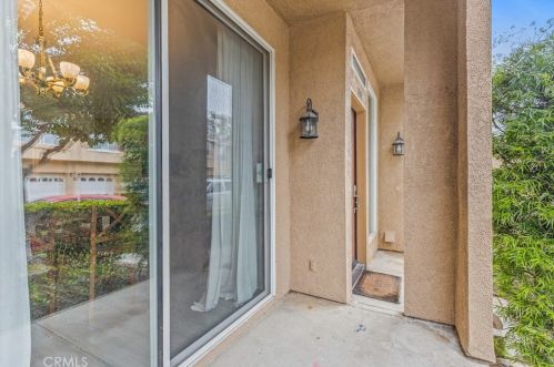 7858 Menton Ave, Anaheim CA  92808-1556 exterior