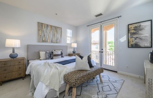 39 Tall Oak, Irvine CA  92603-4213 exterior