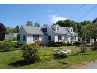 205 Coolidge Dr, Portsmouth, NH 03801-5740