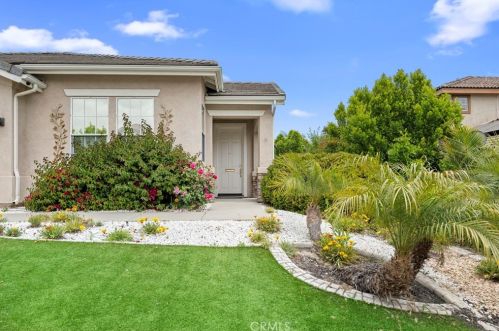 35202 Portola Pl, Wildomar, CA 92595-7984