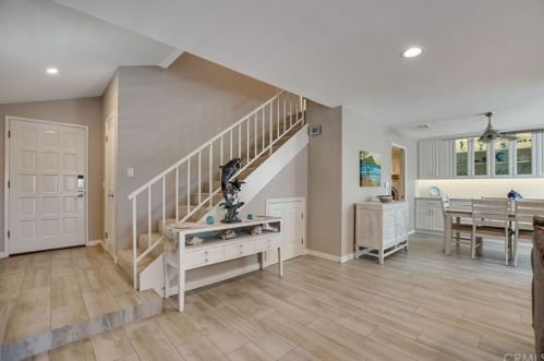 2283 Badillo St, Covina, CA 91724-2335