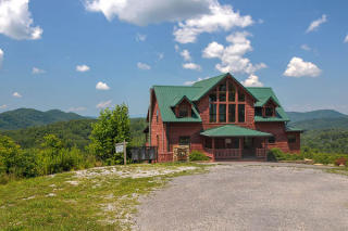 4726 Wesley Way, Pigeon Forge, TN 37876-4314