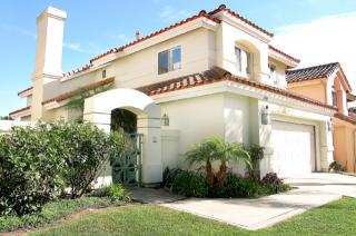 2950 Doreet Way, Carlsbad, CA 92008-6880