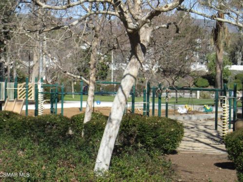 1984 Winterset Pl, Simi Valley CA  93065-6264 exterior