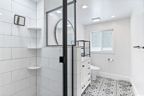 2187 Laver Ct, Sandy UT 84092-4112 exterior