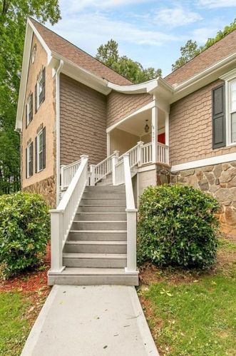 547 Friendship Church Rd, Marietta, GA 30064-1564