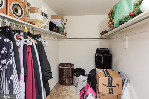 85 Valleybrook Dr, Lancaster PA  17601-4612 exterior