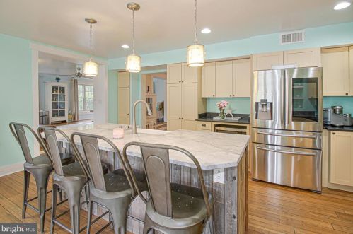 213 Avondale Cir, Severna Park MD  21146-4403 exterior