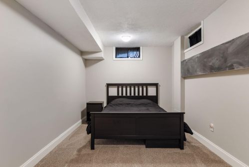 9063 Glacier Rd, Saint Paul MN  55125-3467 exterior