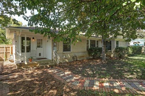 4633 Selkirk Dr, Fort Worth TX  76109-5243 exterior