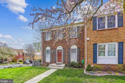 12346 Aztec Pl, Woodbridge VA  22192-1818 exterior