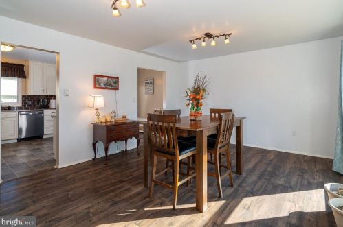 151 Tanglewood Ln, Lancaster PA  17601-3315 exterior