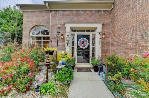 3139 Blairhill Ct, Atlanta GA  30340-4500 exterior