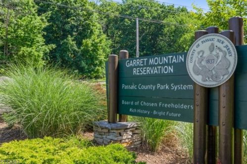 32 Boulder Run Rd, Paterson NJ 07501-3356 exterior