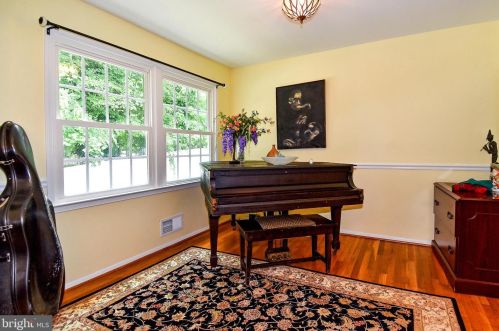 13004 Blue Valley Pl, Silver Spring MD exterior