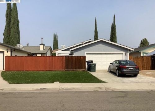 485 Allisha Ln, Tracy, CA 95376-5139